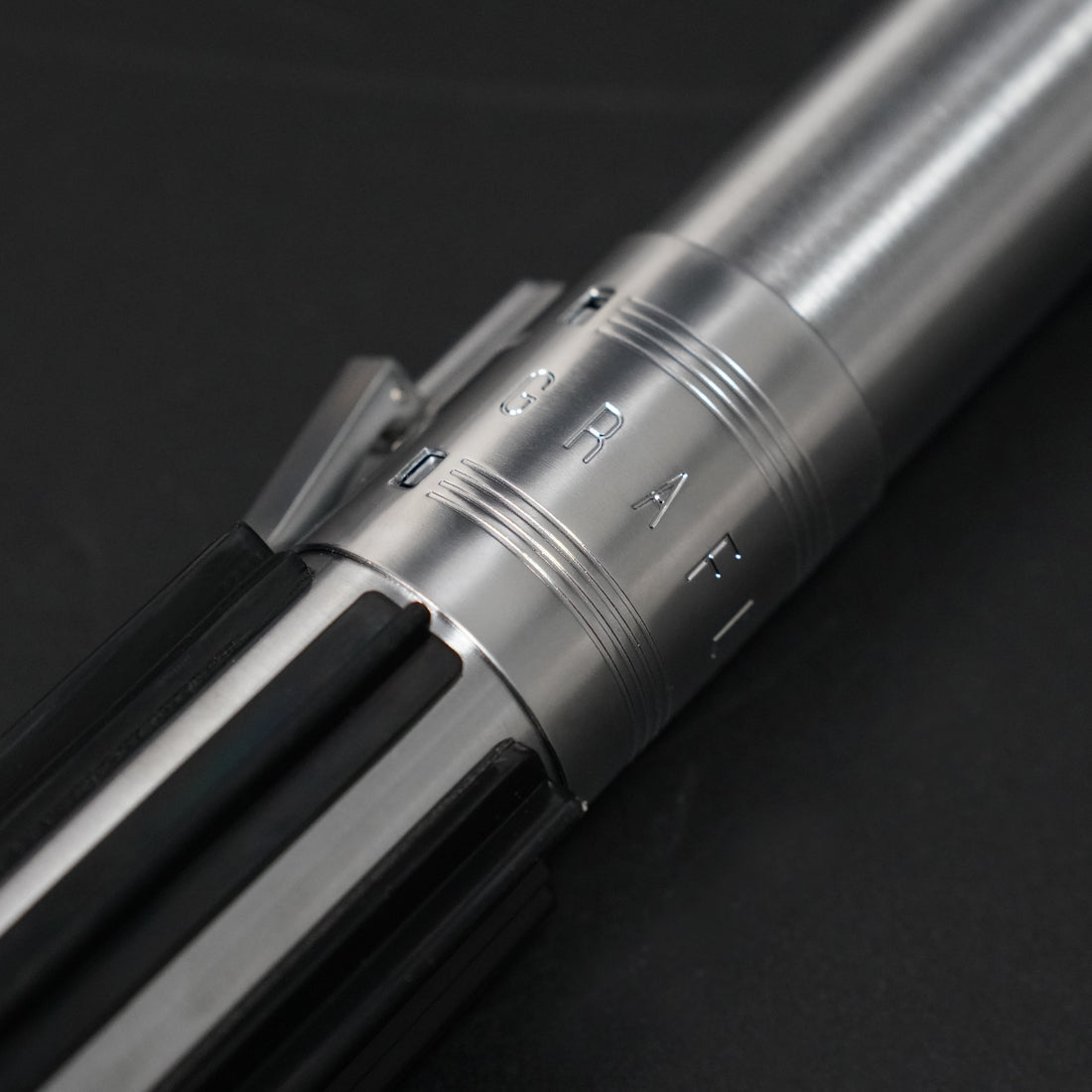 89Sabers Graflex EP5 Neopixel Lightsaber – CCSabers