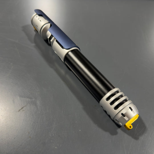 169-USED -TXQ  Relic Hunter V1 Empty Saber Hilt