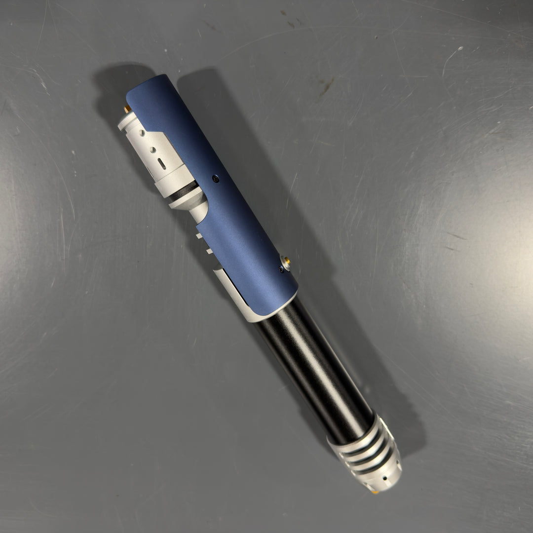 169-USED -TXQ  Relic Hunter V1 Empty Saber Hilt